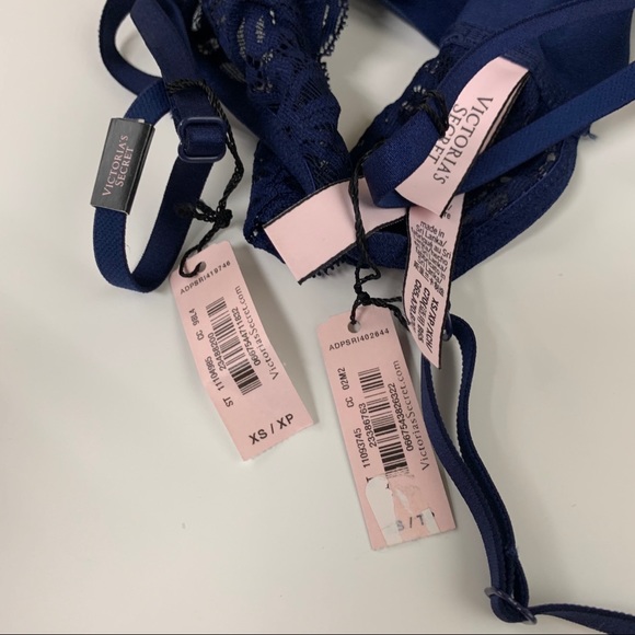 NEW Lot Of 2 Victorias Secret Bra Bralettes XS - Picture 4 of 4